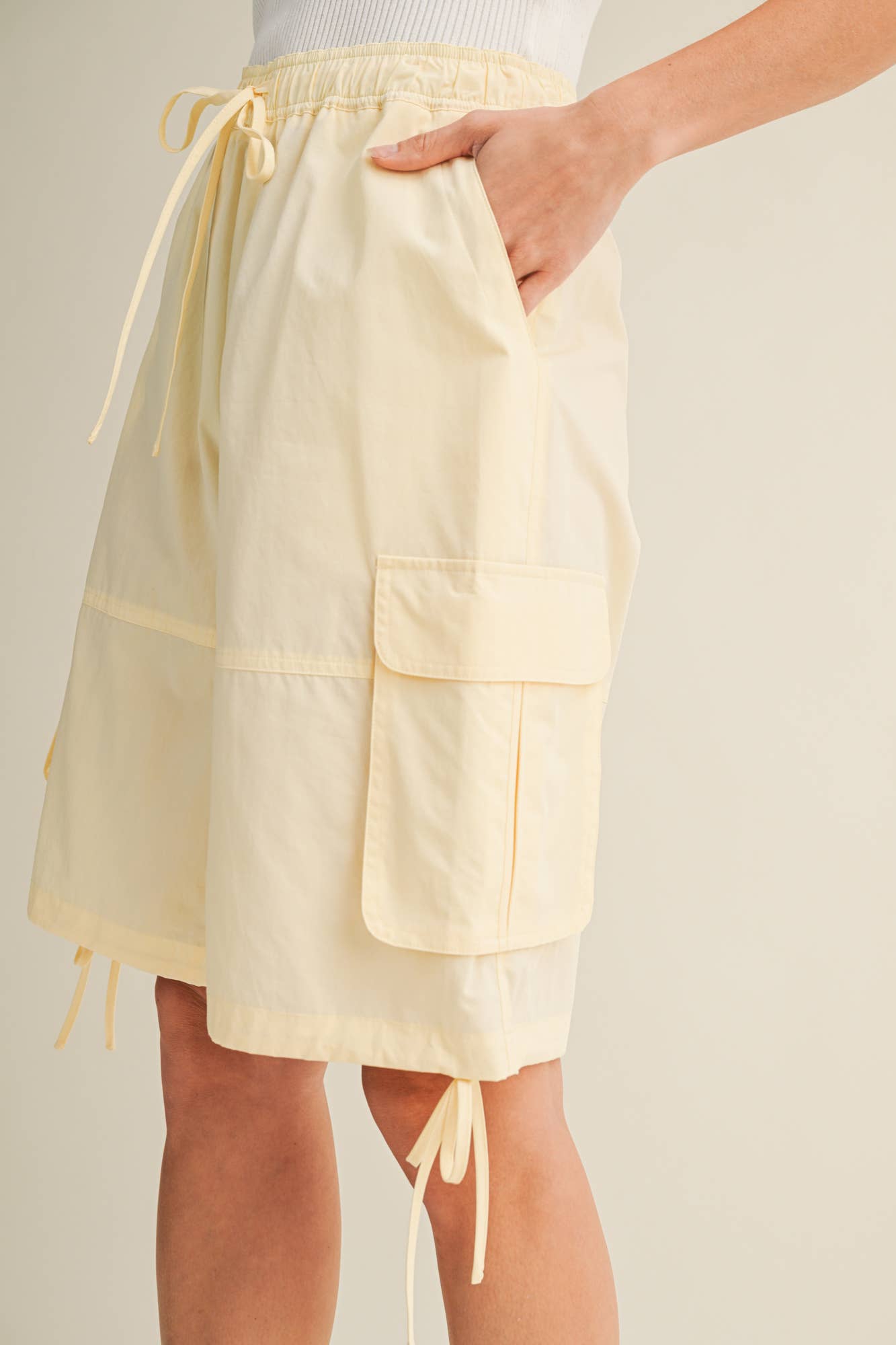 Adjustable Hem Drawstring Cargo Shorts