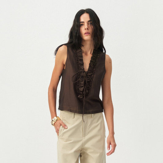 CUBIC Ruffled V-Neck Sleeveless Blouse