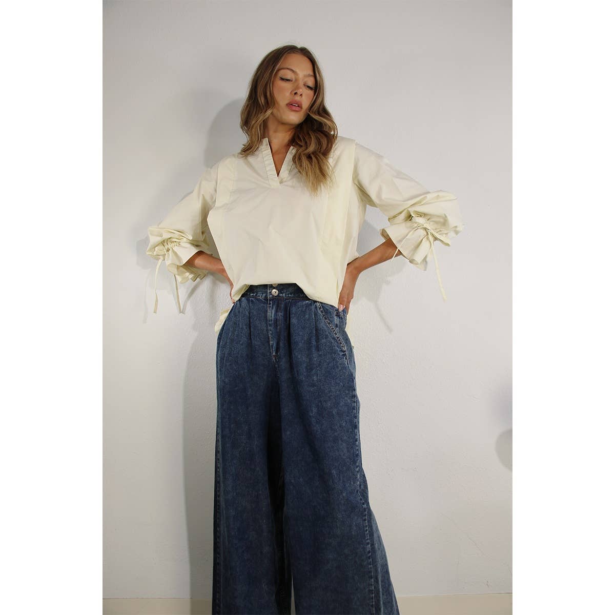 PLEATED IN BACK COTTON BLOUSE