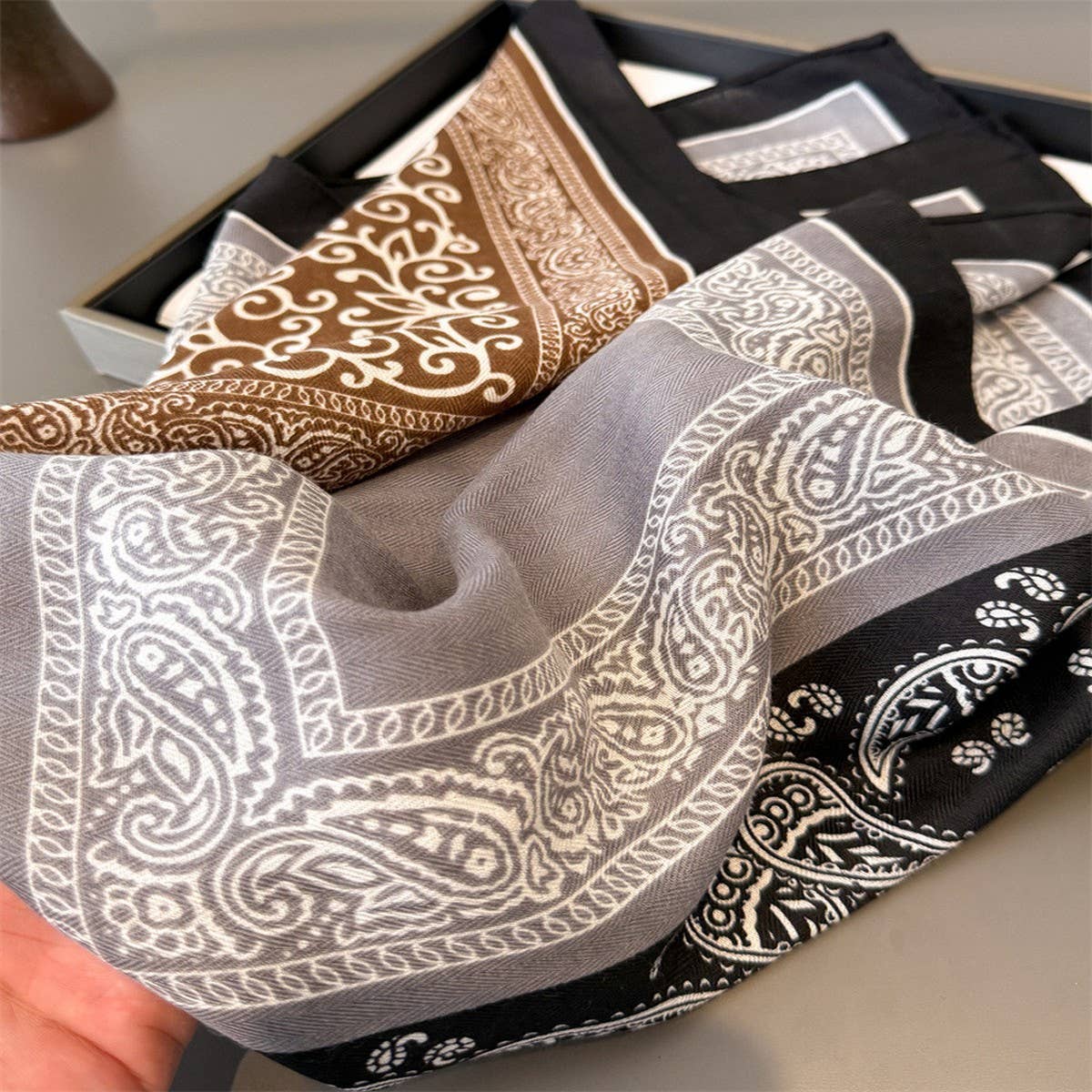 Vintage Paisley Herringbone Cotton Neck Scarf_CWASC03429