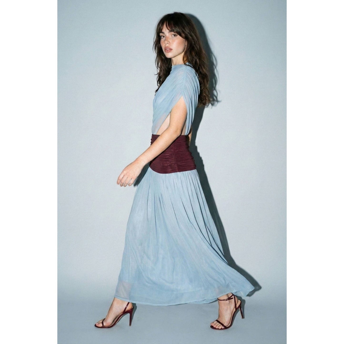 Colorblock Mesh Maxi Dress with Contrast Waist