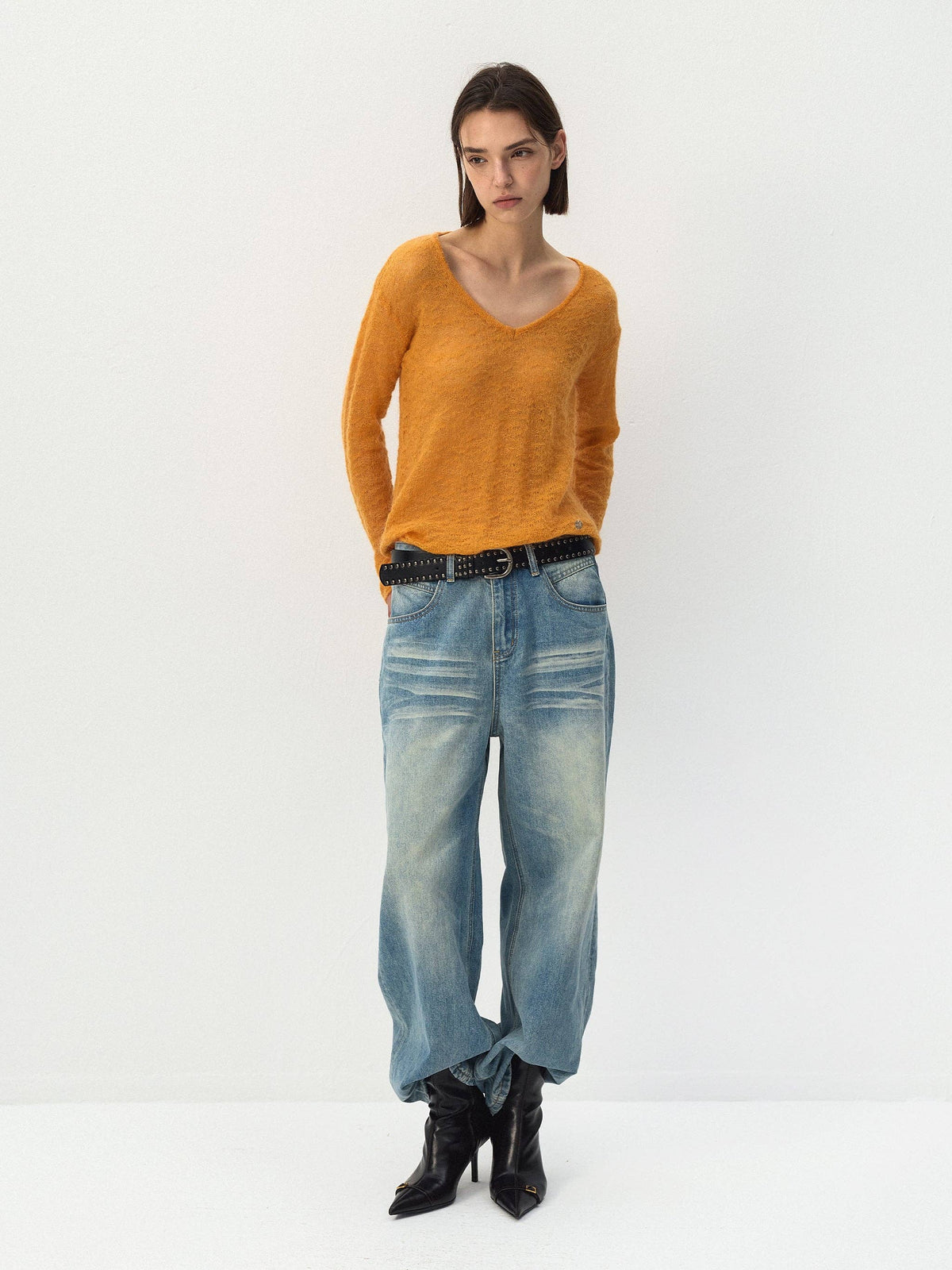 CUBIC Mohair Wool V-Neck Knit Top