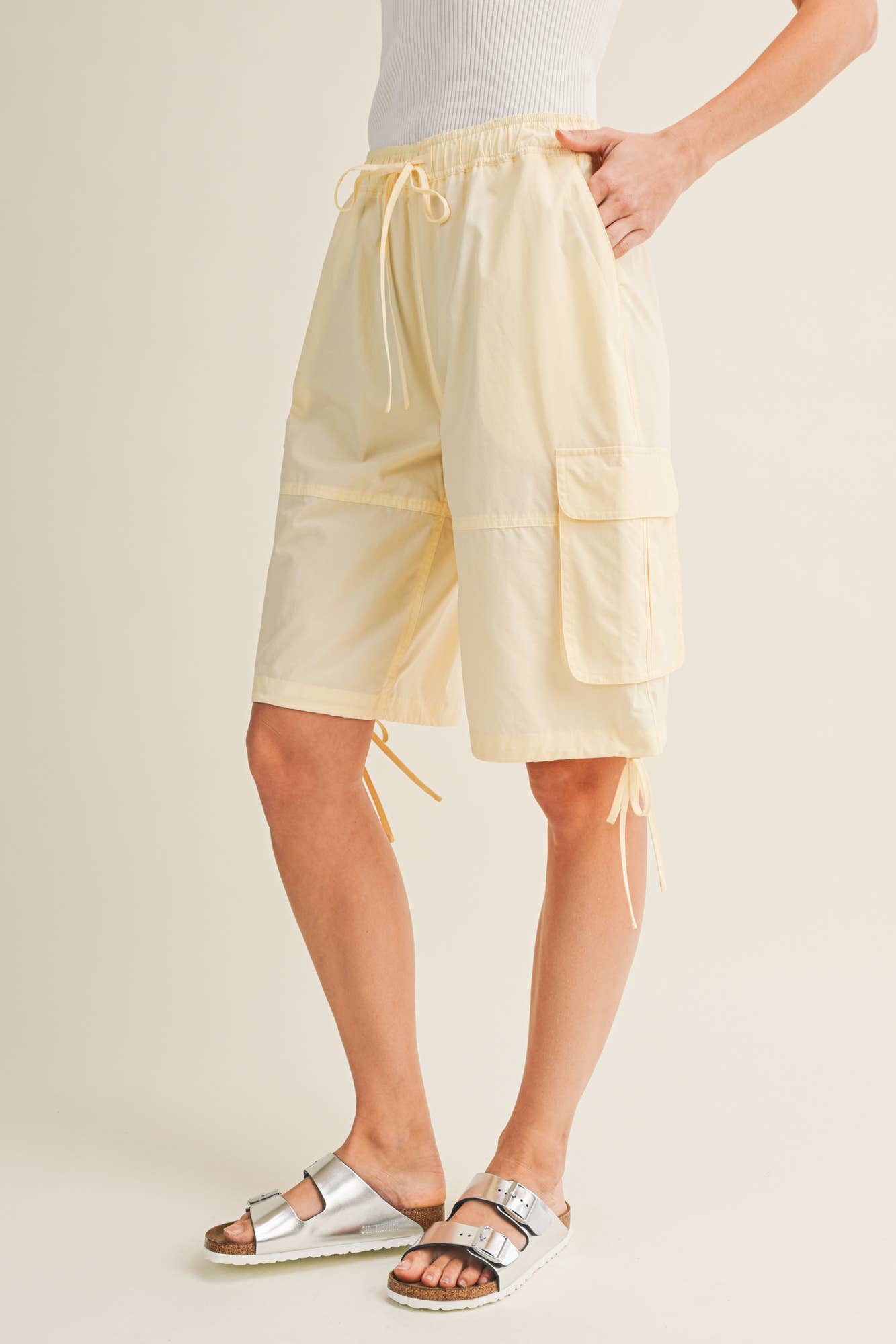 Adjustable Hem Drawstring Cargo Shorts