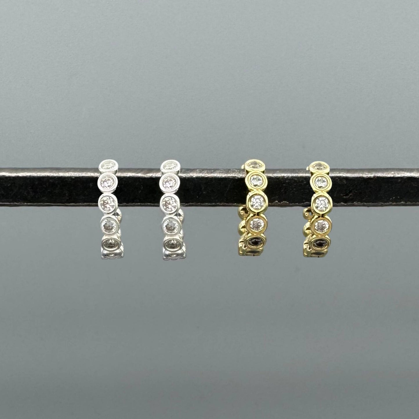 Bezel CZ Dot Clicker Huggies