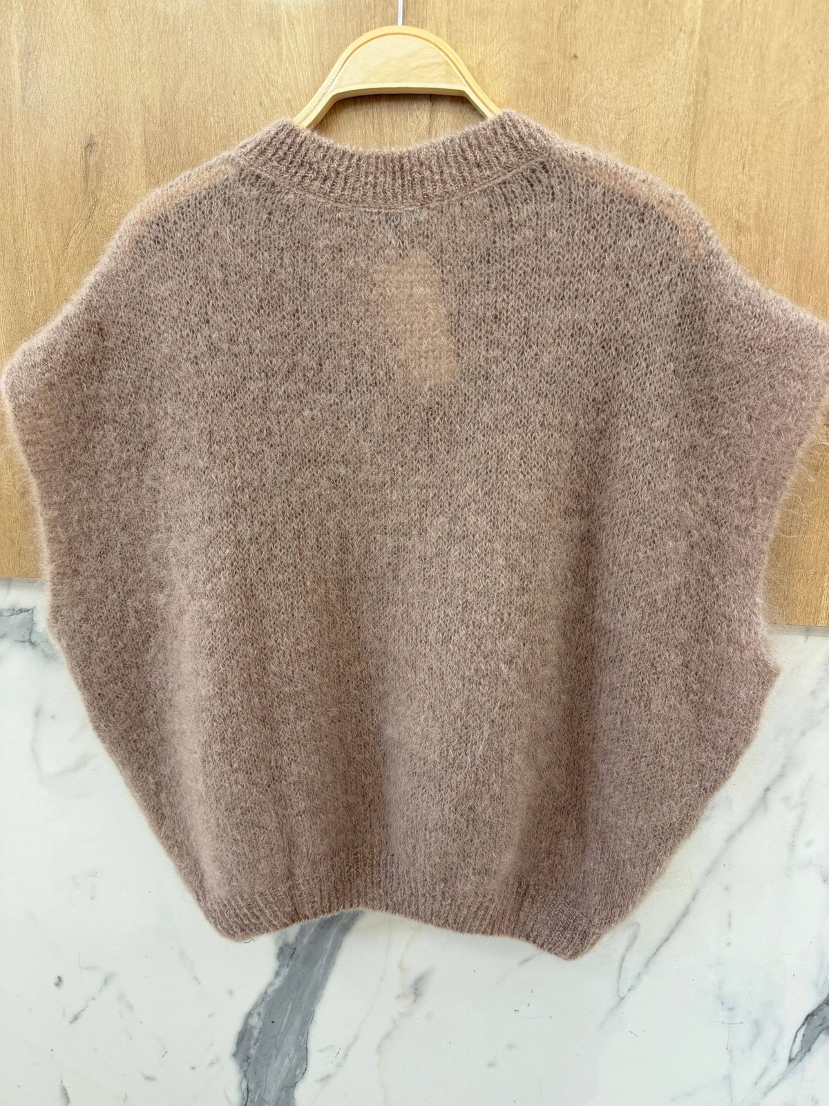 Sleeveless V-neck sweater in kid mohair - Made in Italy