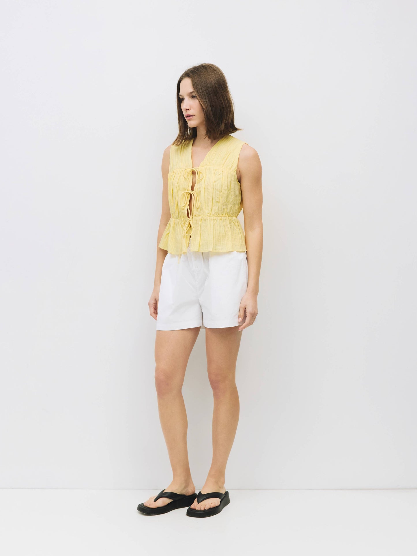 The Dunst Top | Ruche Tie-Front Top