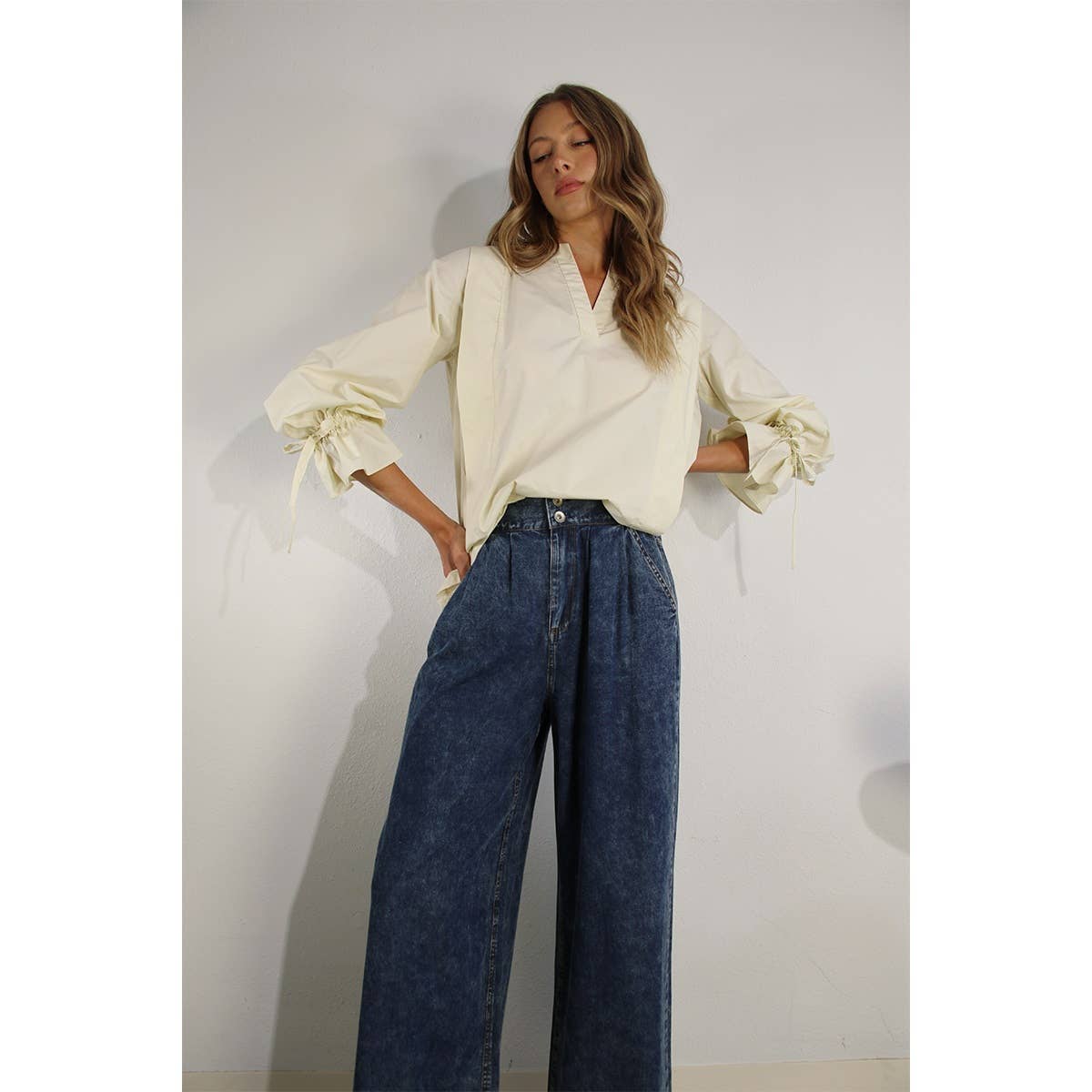 PLEATED IN BACK COTTON BLOUSE