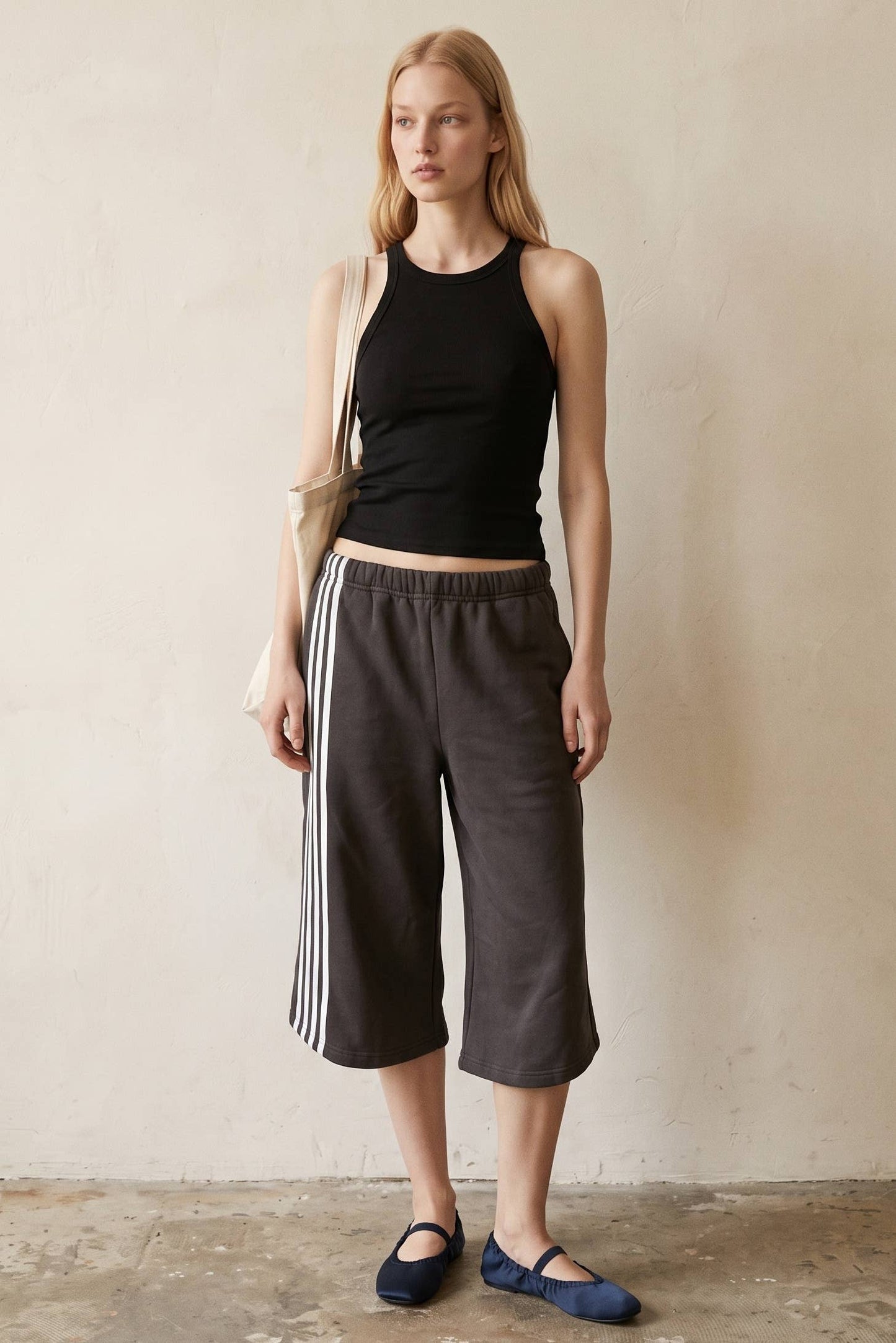 Mid-Rise Stripe Baggy Shorts