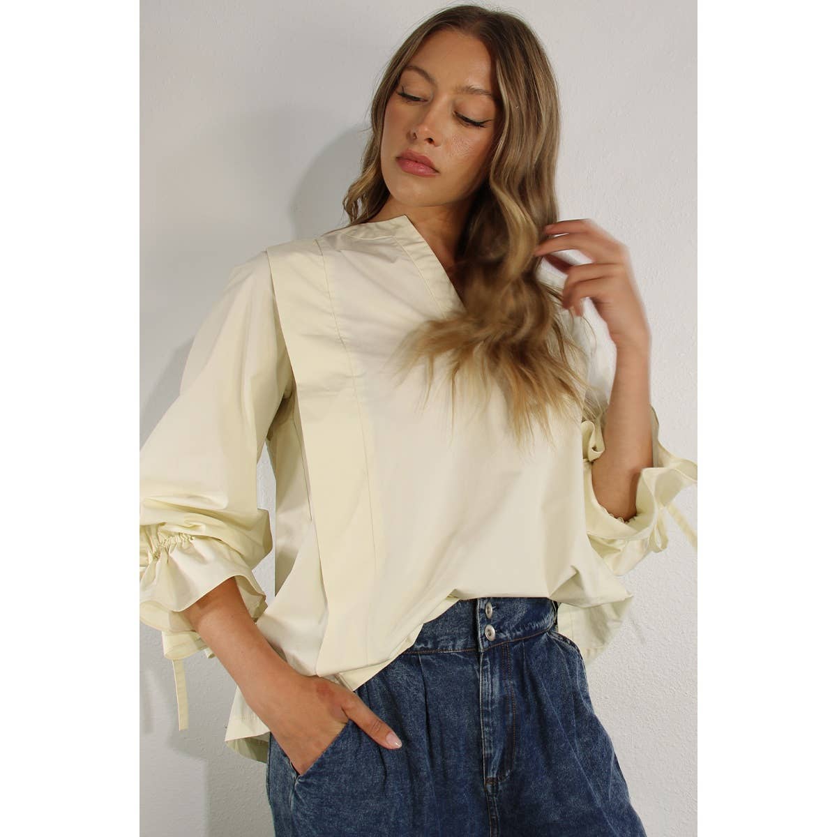 PLEATED IN BACK COTTON BLOUSE