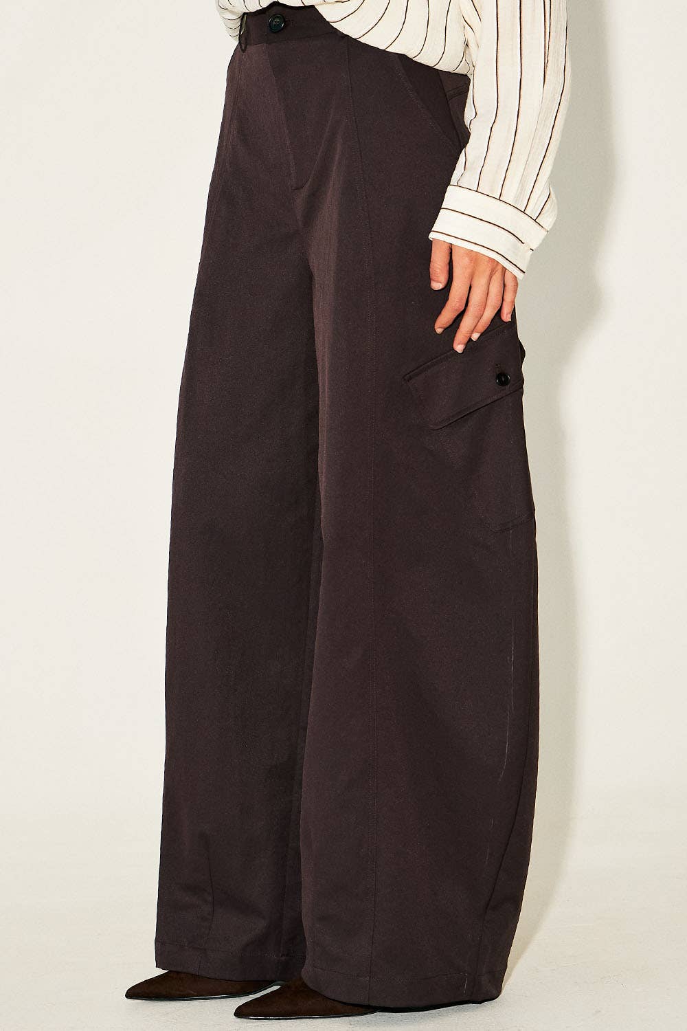 Barrel Leg Cargo Pants