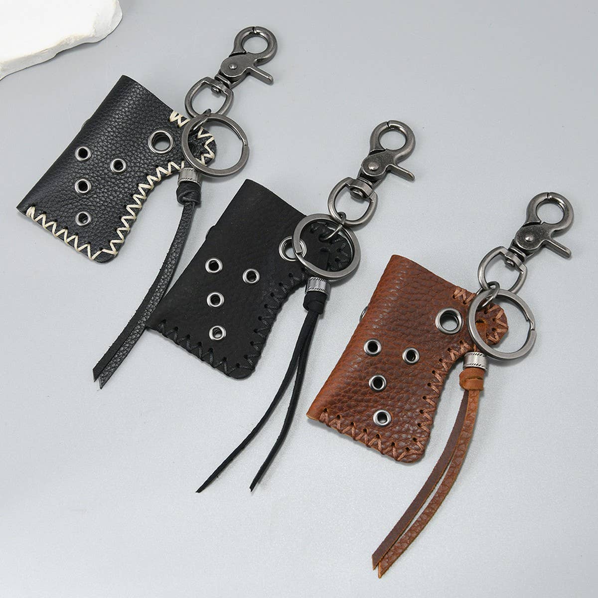 VINTAGE COWHIDE LIGHTER CASE KEYCHAIN PENDANT_CWMM4716