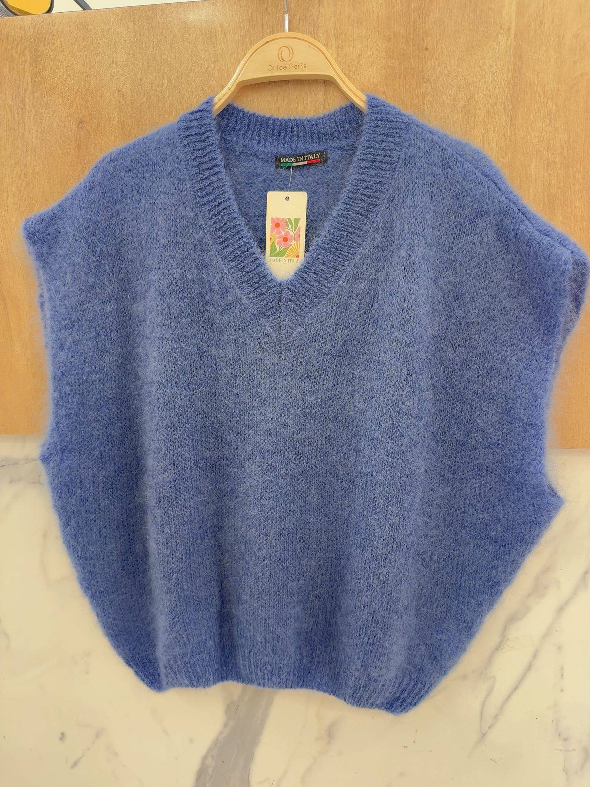 Sleeveless V-neck sweater in kid mohair - Made in Italy