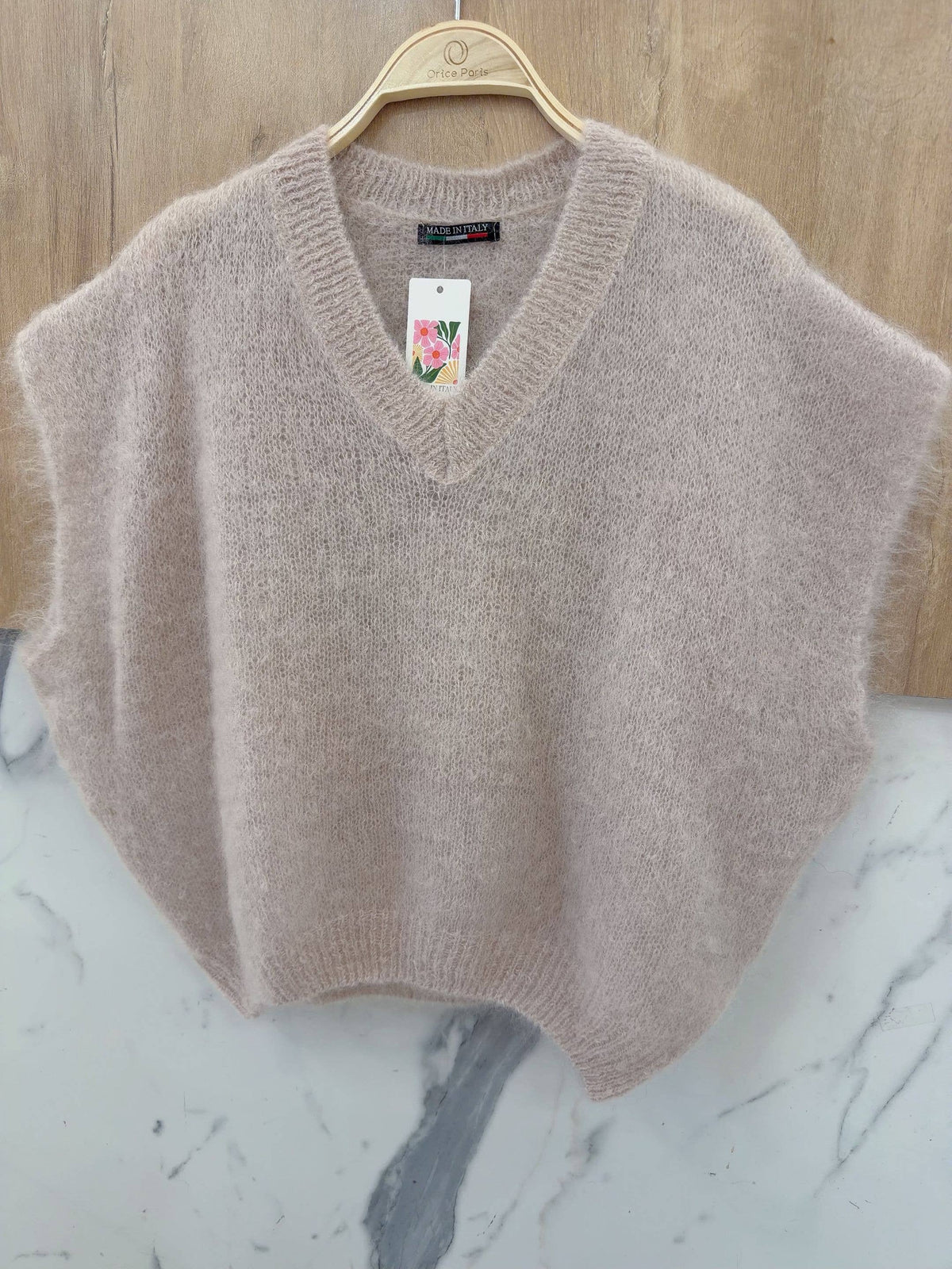 Sleeveless V-neck sweater in kid mohair - Made in Italy