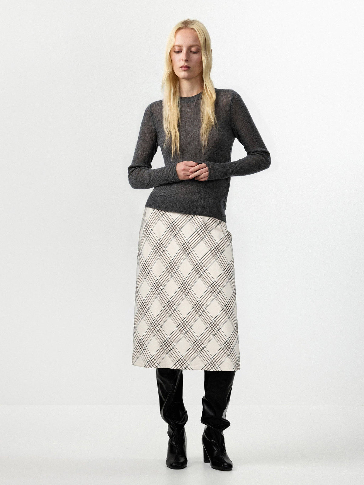 CUBIC Alpaca Blend Crew Neck Sweater