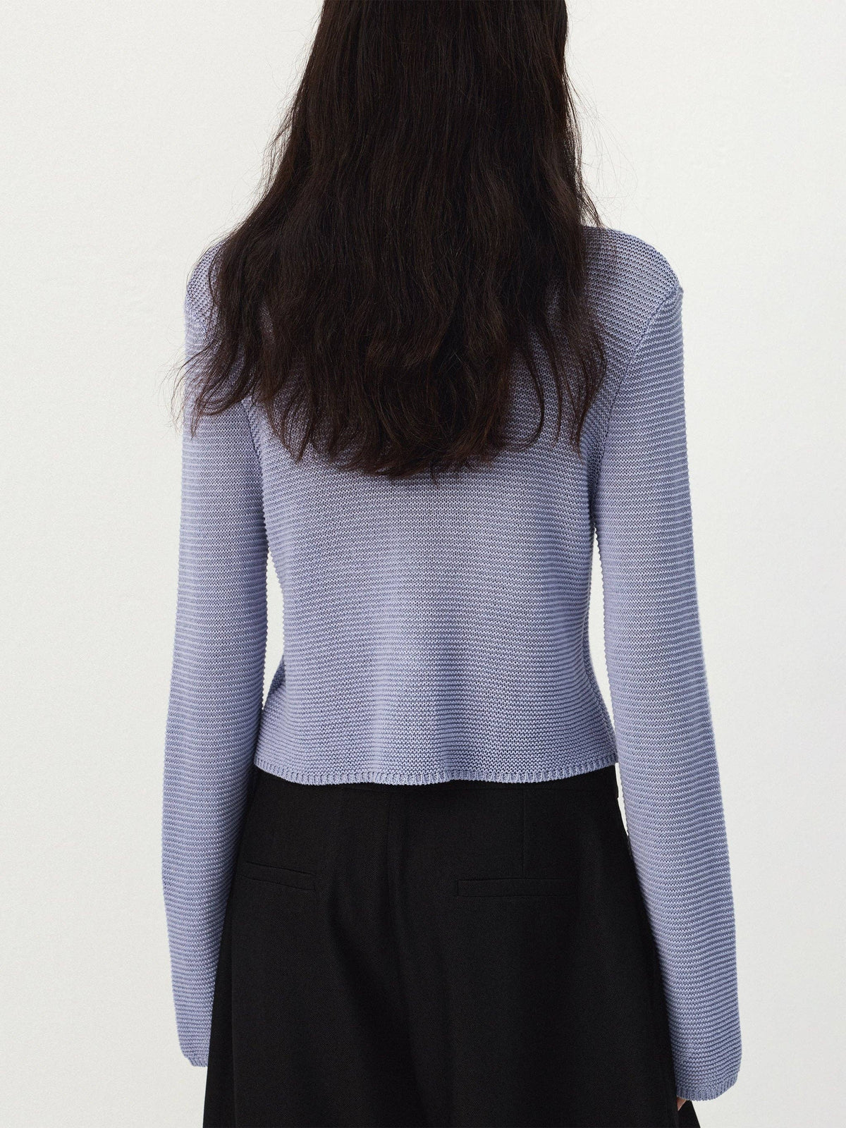 CUBIC Scoop Neck Button Knit Cardigan